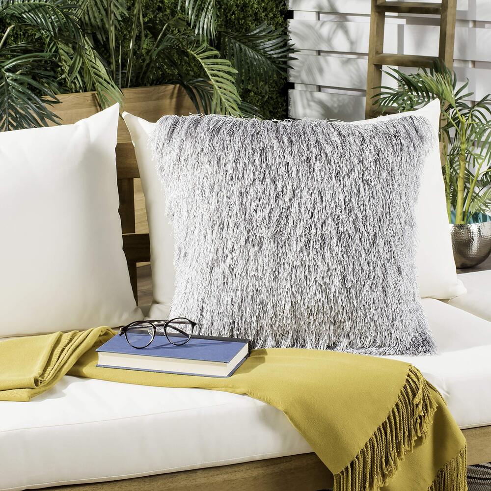2549 Soleil Indoor/Outdoor Shag Throw Pillow, 22"x22", Silver